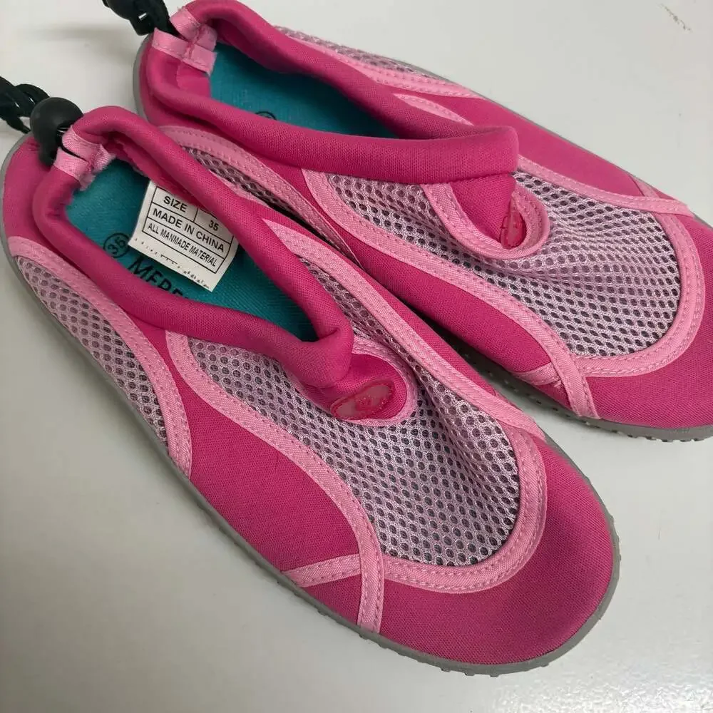 Girls' Pink Mesh Water Shoes, size 3